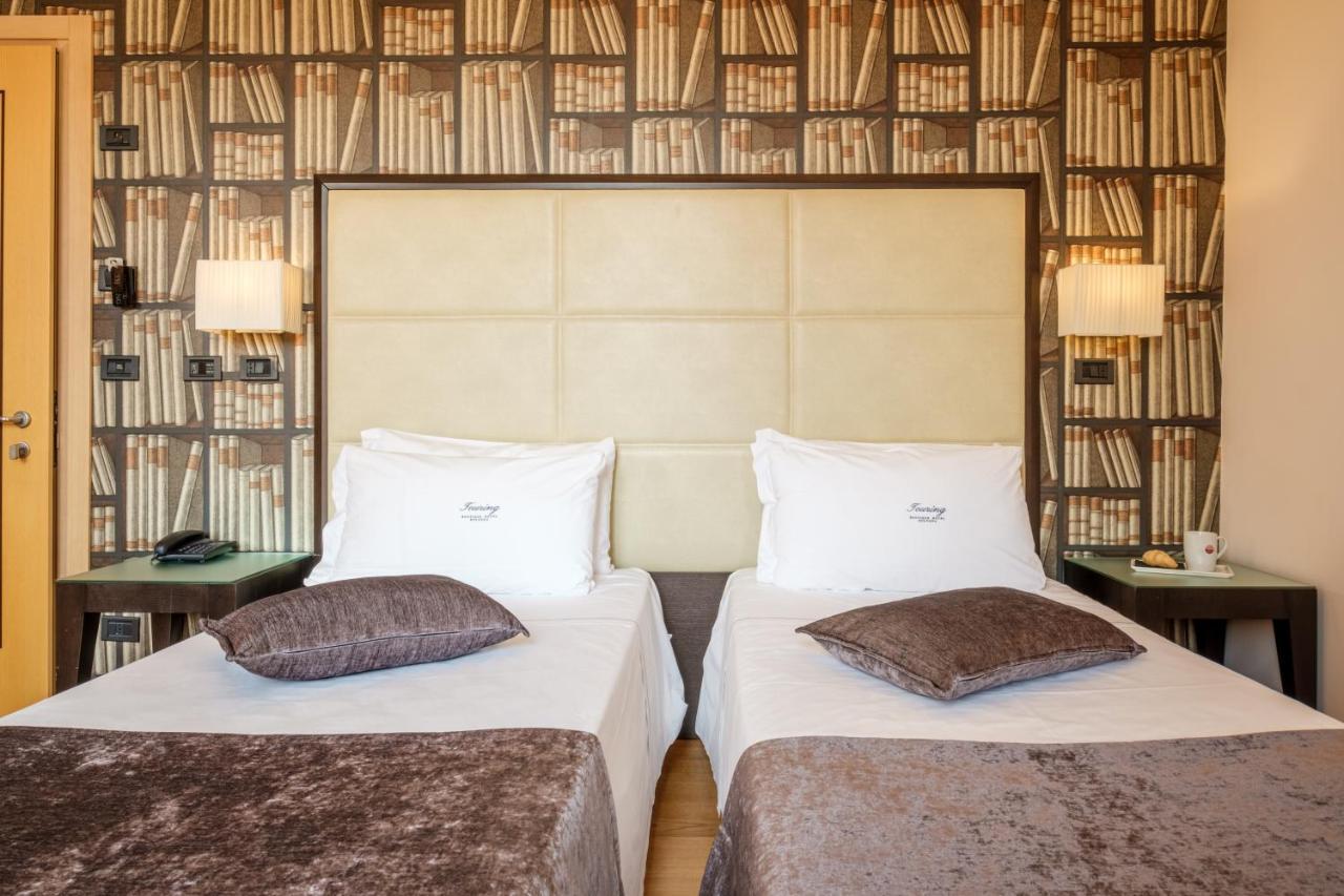 Hotel Touring Болонья Екстер'єр фото
