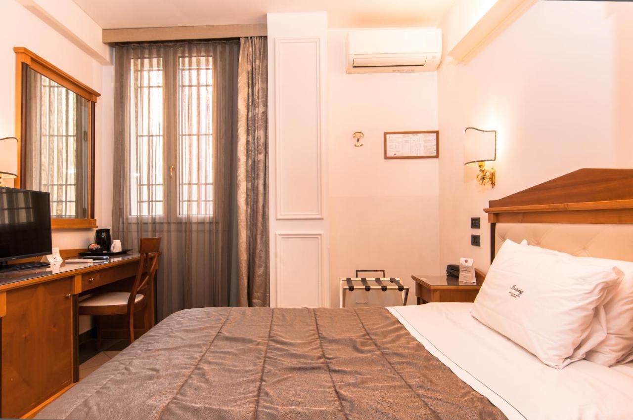 Hotel Touring Болонья Екстер'єр фото