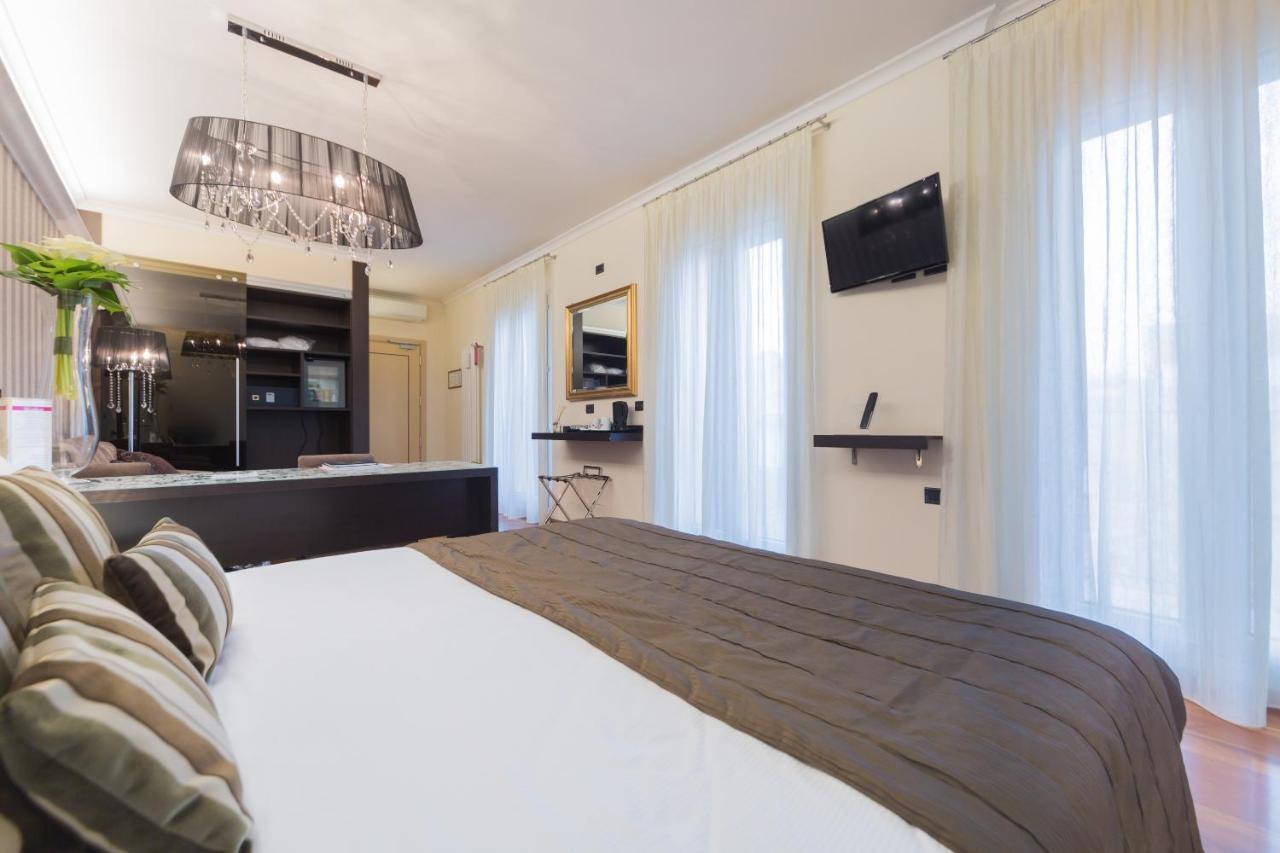 Hotel Touring Болонья Екстер'єр фото
