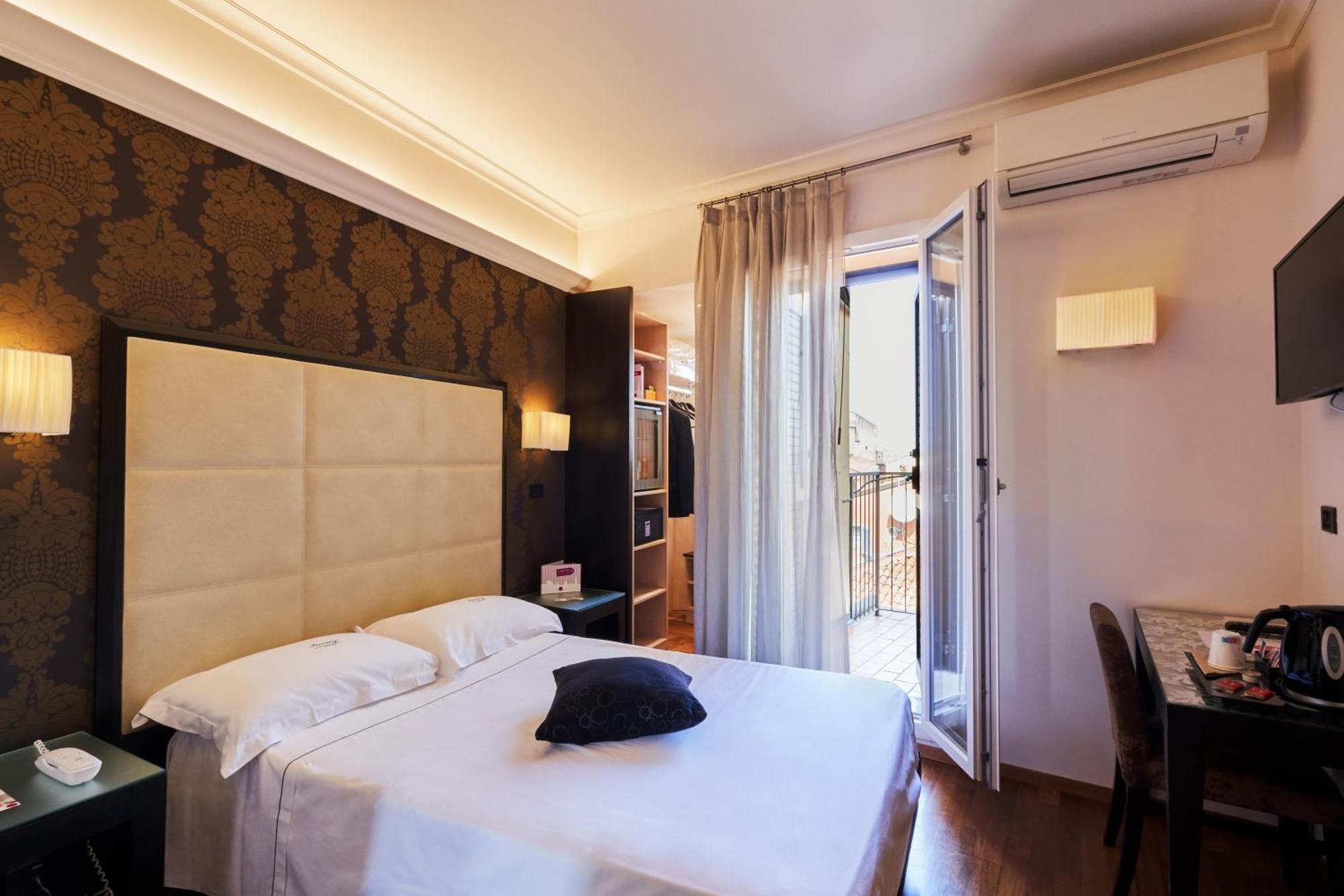 Hotel Touring Болонья Екстер'єр фото